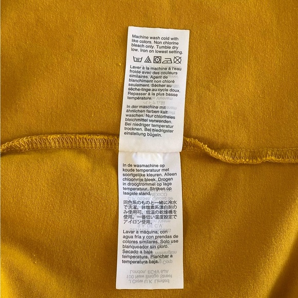 22. J. Crew Tee-Shirt Womans Size-M Square Neckline Mustard Yellow 3/4 Sleeves - Picture 5 of 6